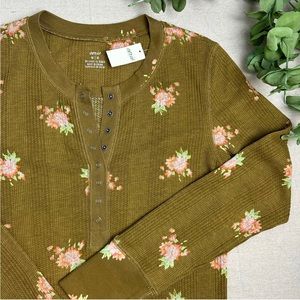 ✨NWT✨ Aerie Shirt 🌸